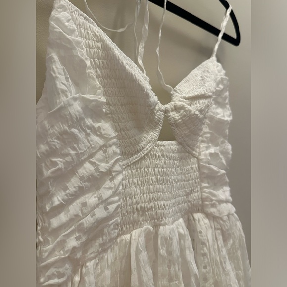 VICI White Smocked Pocketed
Romper size Small - Picture 4 of 5